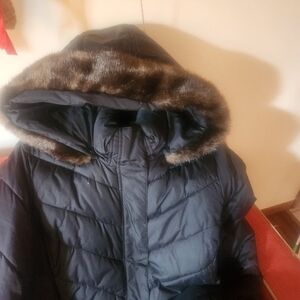 Large Liz Claiborne Beautiful Winter Coat